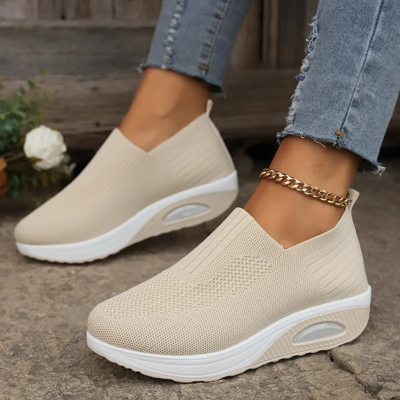 Orthopedic tennis shoes