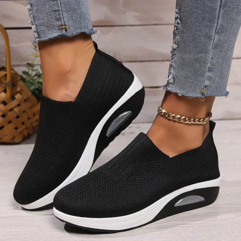 Orthopedic tennis shoes